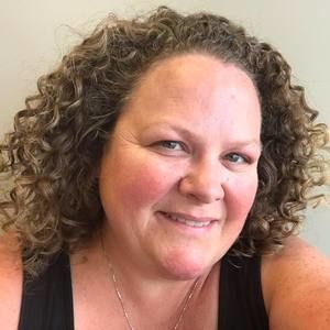 Meet your Posher, Denise